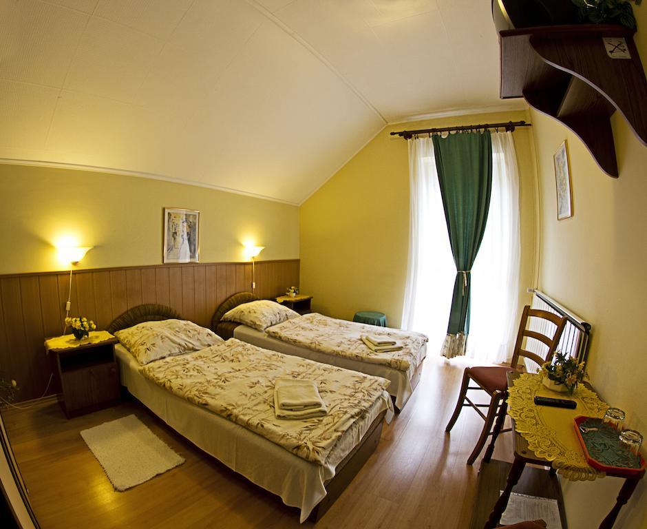 Muskátli Panzió Győr Quarto foto